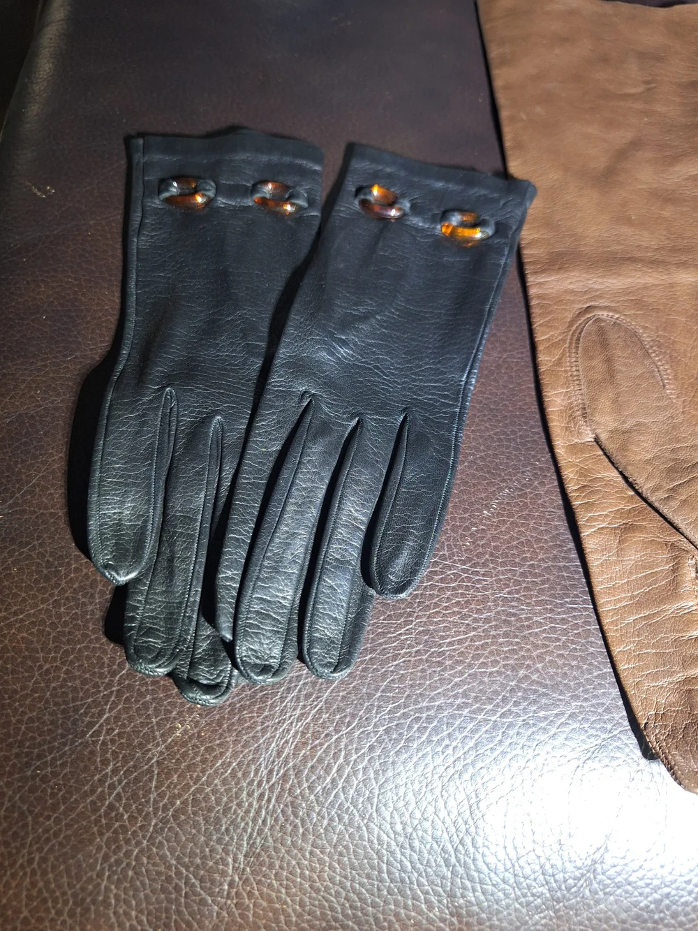 Vintage Set Of 3 Small Pairs Of Women Leather Gloves.three Different Length.